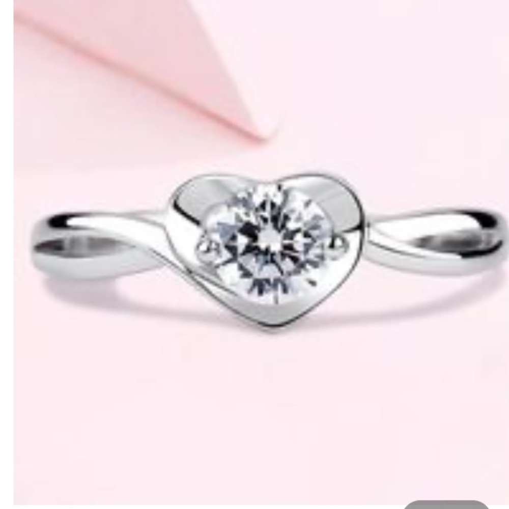 Heart ring